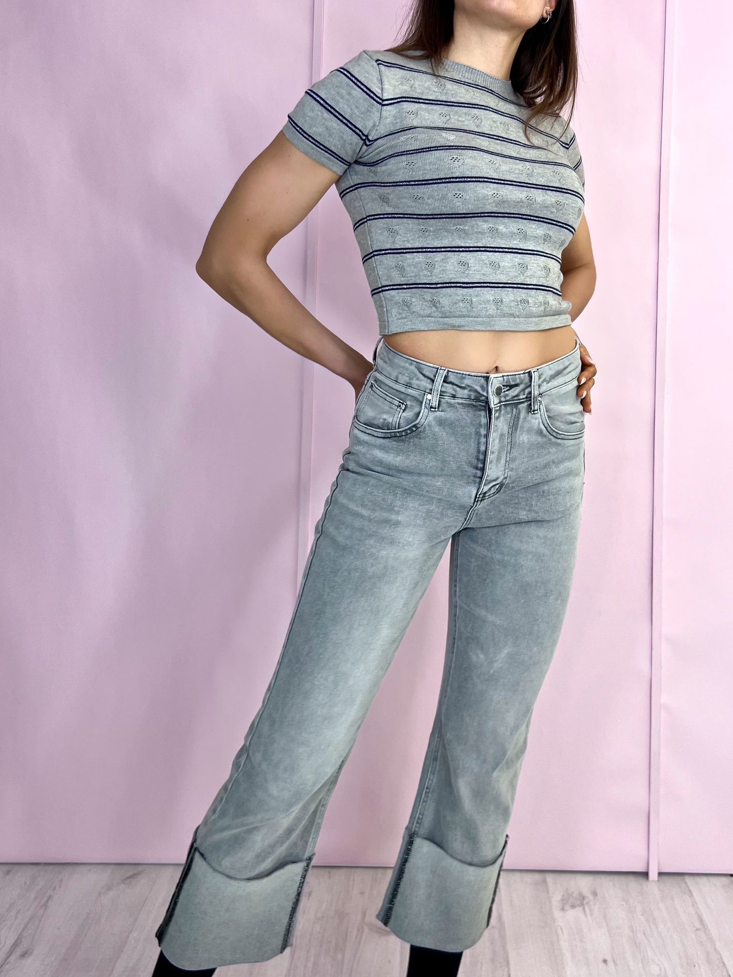 T-shirt crop maglina grigia