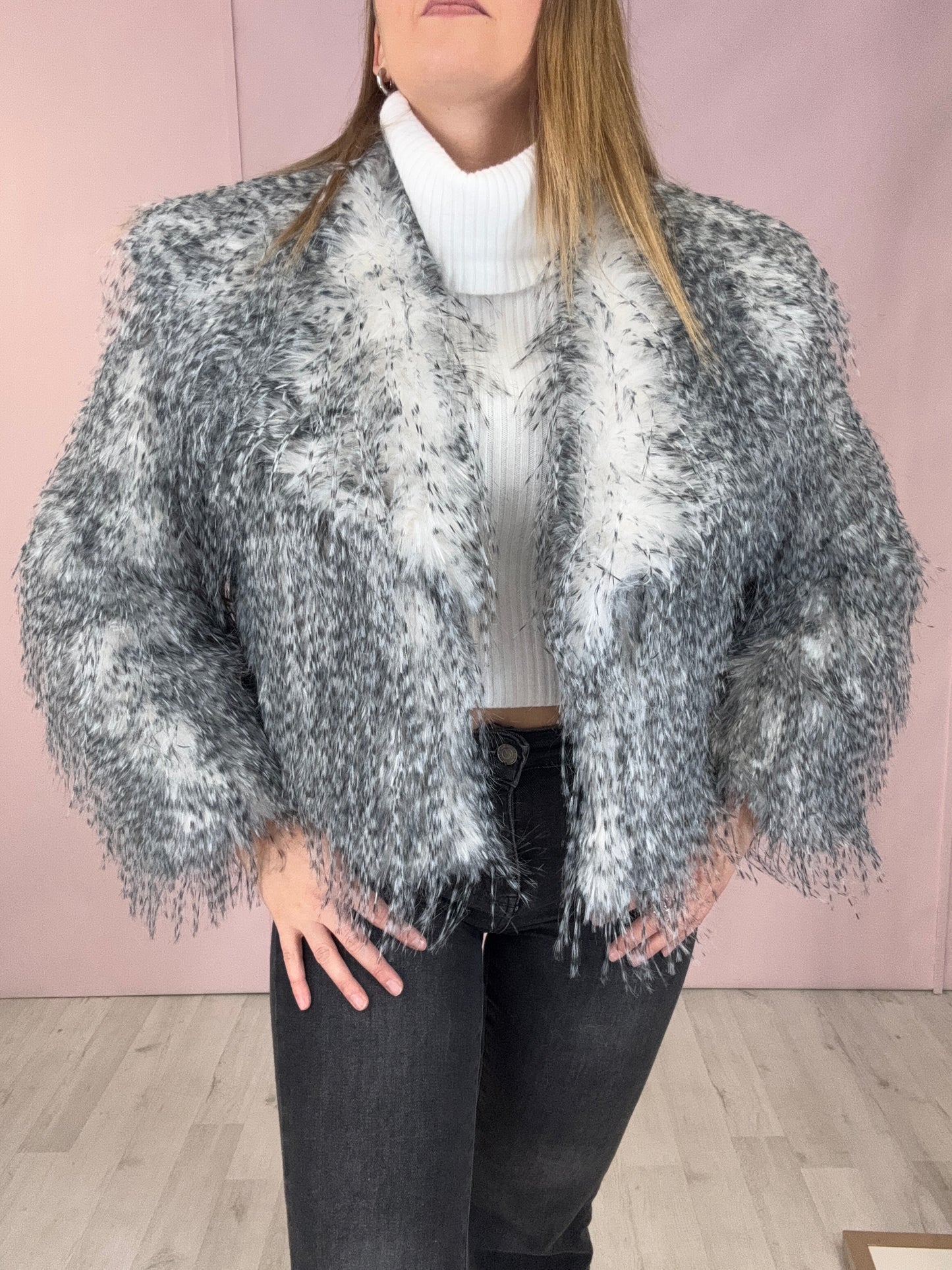 Eco-pelliccia Athena bianca e grigia