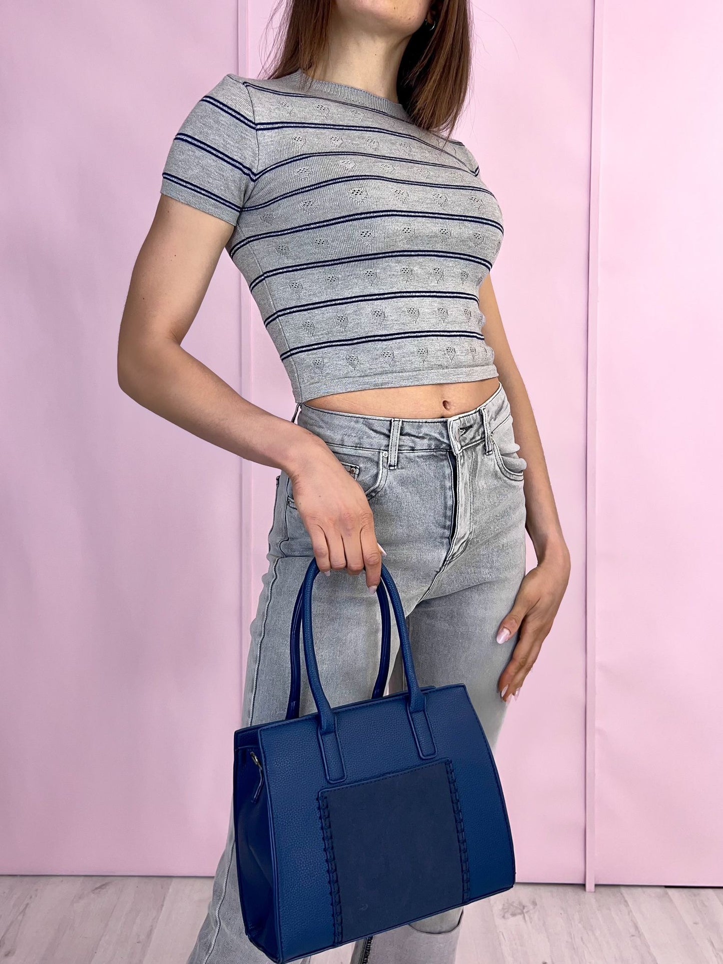T-shirt crop maglina grigia
